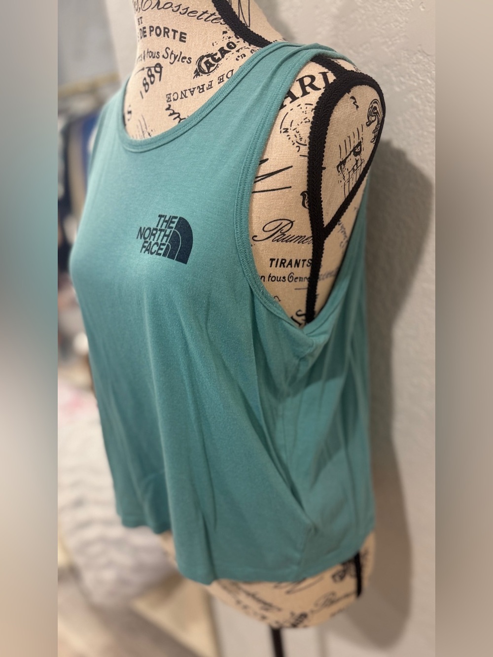 The North Face Women’s Logo Tank Top Large Blue Teal Sleeveless Outdoor Hiking - Picture 4 of 8